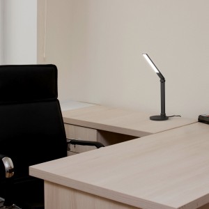 Lampe de Bureau LED Tactile - USB ou Piles - Aspect Bois